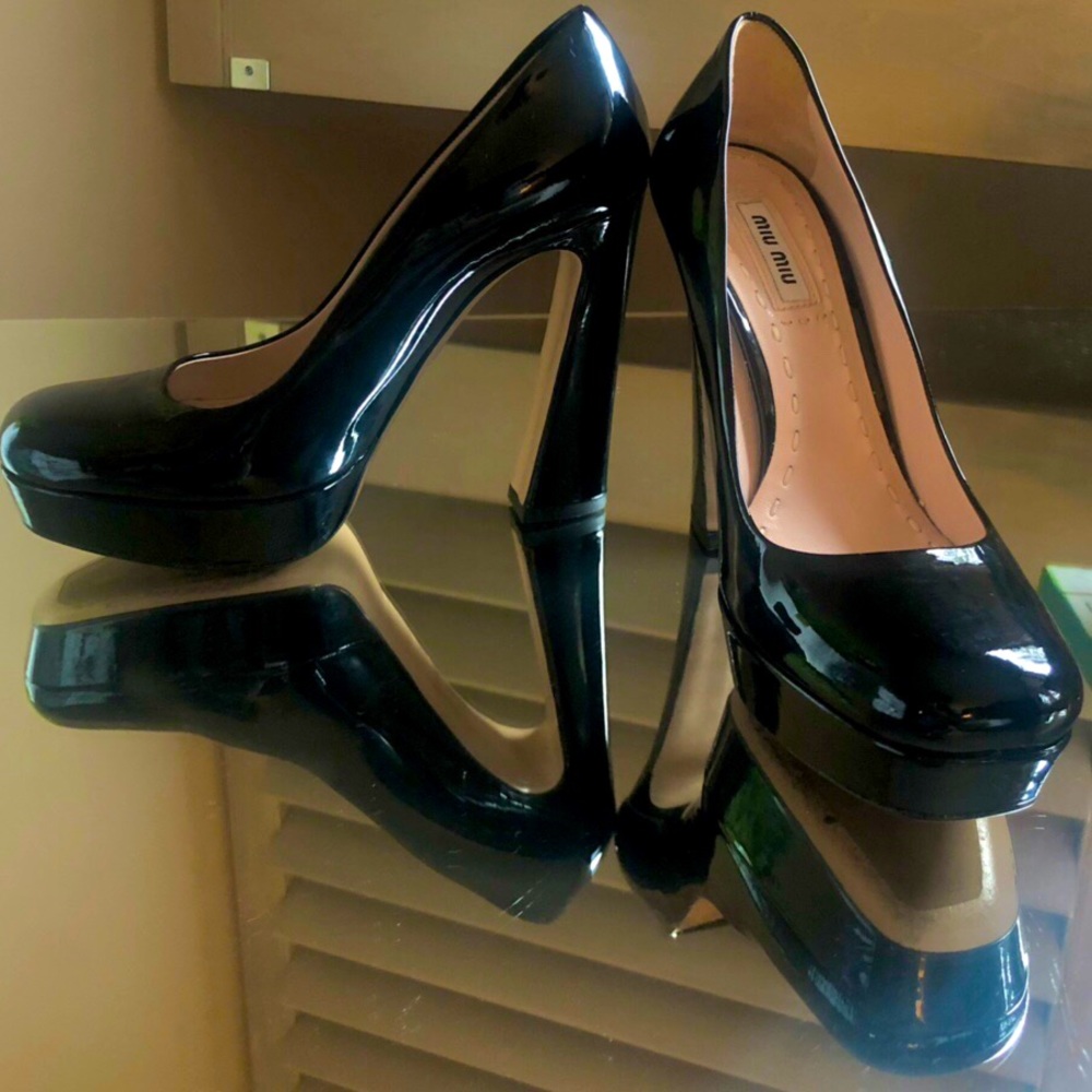 black miu miu heels